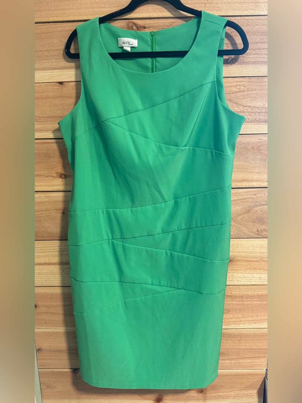 Green Sleeveless Sheath Dress Size 16 Career Chic Cocktail